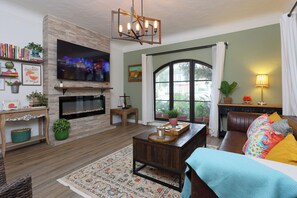 Relaxed living in this bright and inviting space.