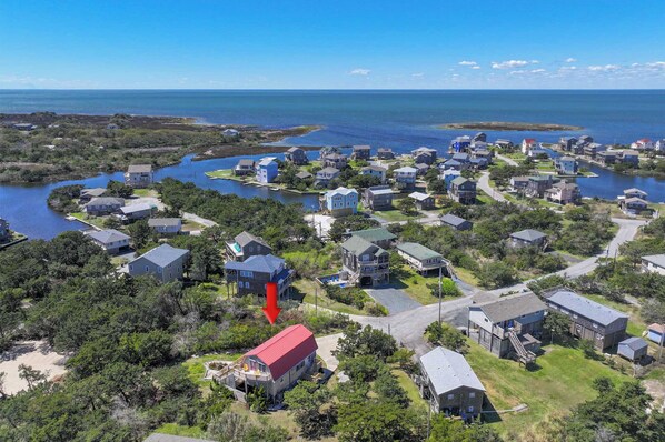 Beach Day Retreat’s ideal location puts you within a bike ride or less than a 10-minute walk to the ocean beaches, and only 5 minutes away from the sound.