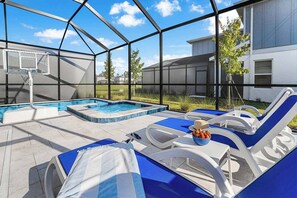 Private Pool & Patio