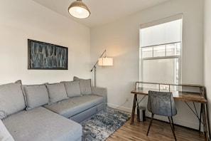 Above ground foyer - Full size sofa bed for additional sleeping arrangements. 