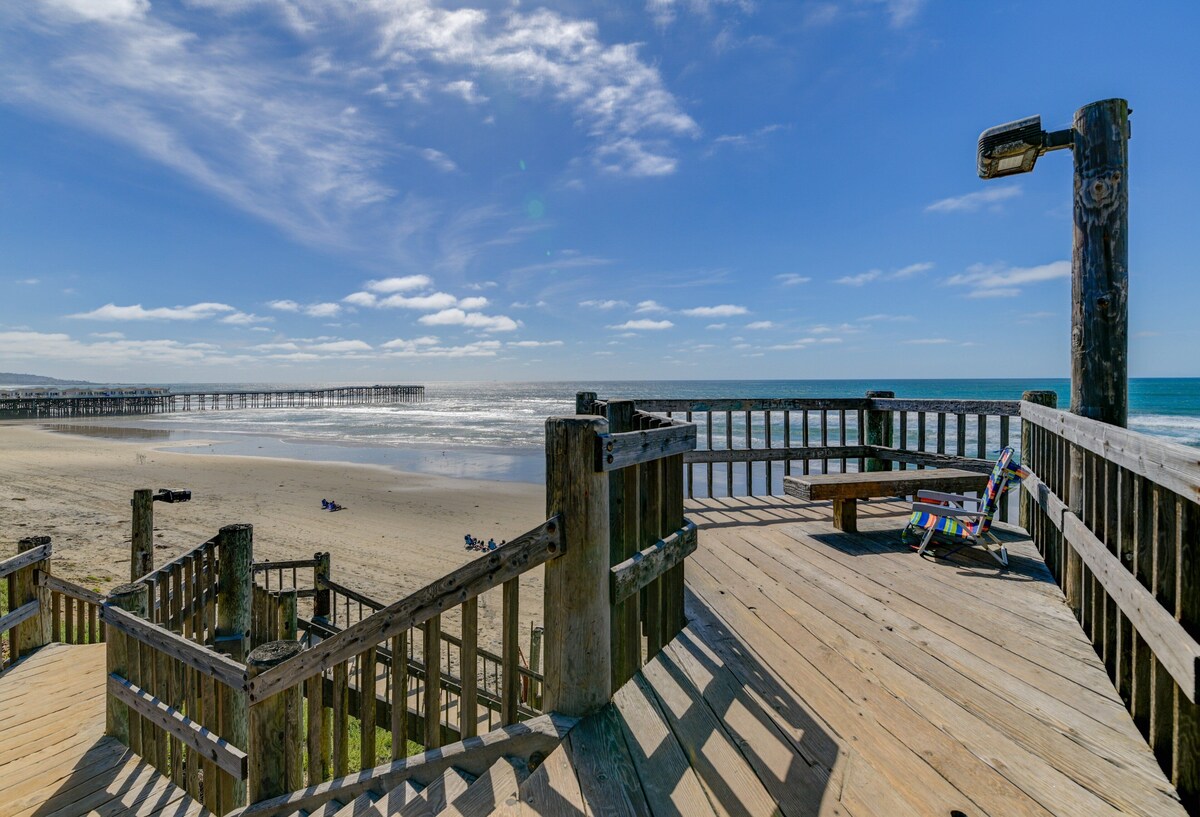 New! Stunning San Diego 3 BD/3.5 BA Beach Getaway