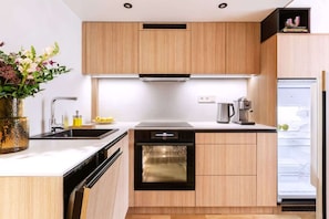 Fully equipped kitchen