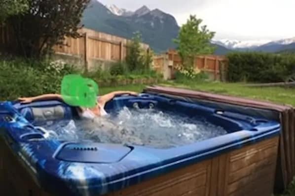 Bain à remous extérieur