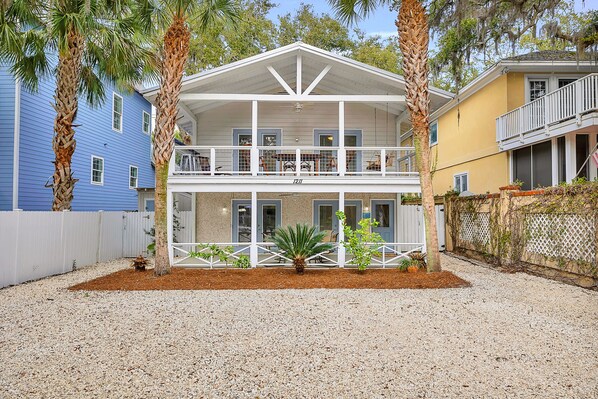 Spacious Beach Home with Double Decker Porches