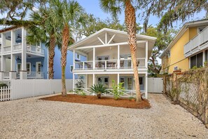 Spacious Beach Home with Double Decker Porches