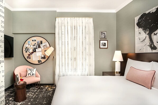 Unit with Queen size bed