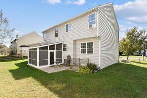 ,Side Elevation,