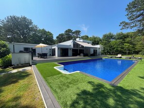 Large 20X40 pool and huge 3000 sq ft deck!