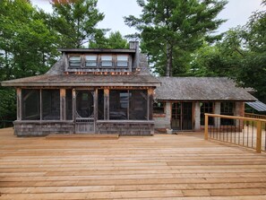 The main cabin, originally an 1890s farmhouse relocated from Peterborough.