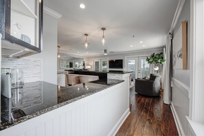 Gulf Place 315-SRB-LoRes-5