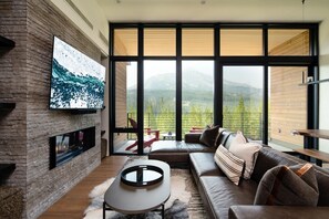 Indoors, Building, Furniture, Living Room, Coffee Table