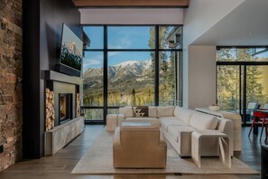 Indoors, Home Decor, Furniture, Living Room, Couch