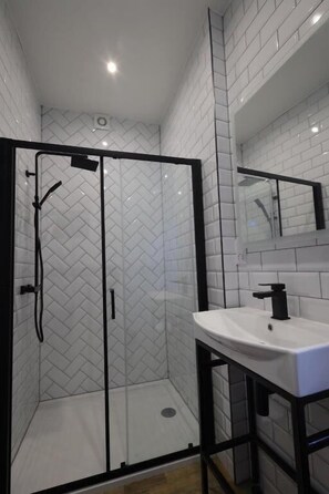 Ensuite shower room