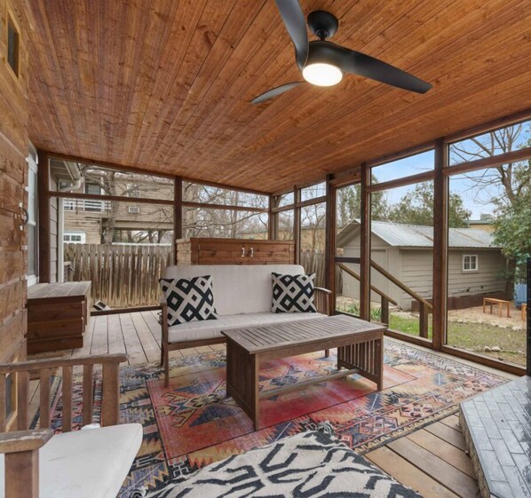 Incredible screened in patio perfect for the whole group!