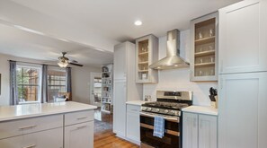 Fully equipped kitchen with all the essentials plus dishwasher