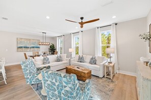 Open floor plan and beachy vibes - this is 30A