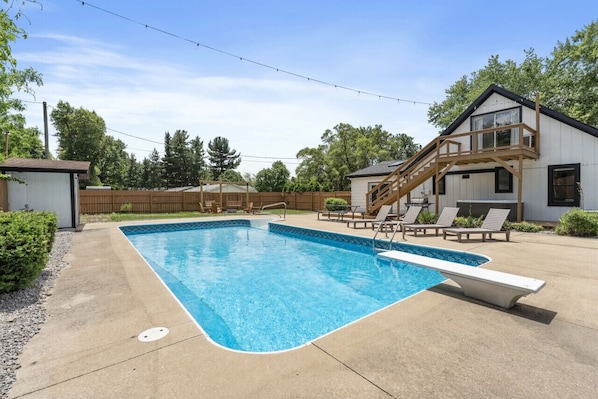 Pool