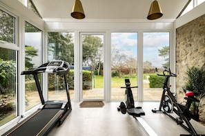 The gym at Sunset Cottage, Kent