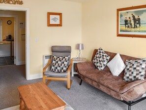 Living room | Totland, Wootton Bridge