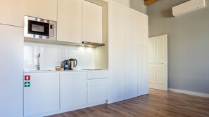 The heart of your culinary adventures – our kitchenette is well equipped for your delicious masterpieces. #Cooking #Kitchenette