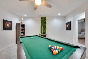 Spielezimmer