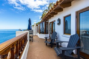 Private balcony