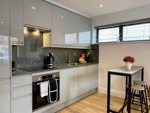 Kitchen (1)