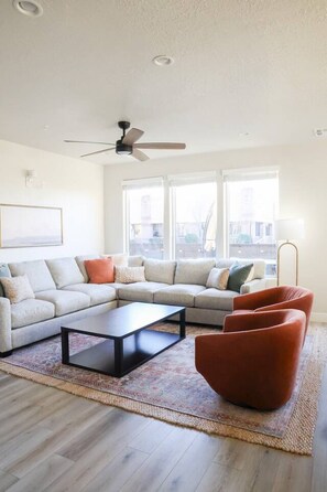 Main level living room