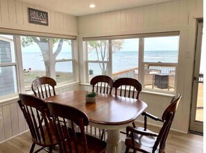 Dining room with a view ! 