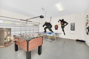 Spielezimmer