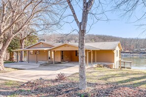 Cabin Exterior | Private Boat Dock | Gas Grill | Basketball Hoop | River Access