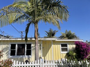 Beautiful and Classic Pacific Beach home, full front and rear yards. 