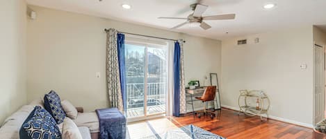 Washington, D.C., Vacation Rental | 2BR | 1BA | 678 Sq Ft | Stairs Required