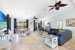 Spacious Living area adjacent to the Kitchen and Dining Areas