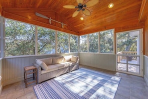 Bright and airy sunroom, perfect for chilling out in the afternoon with a good book or enjoying a morning cup of coffee. #coffee #chillout #vacation