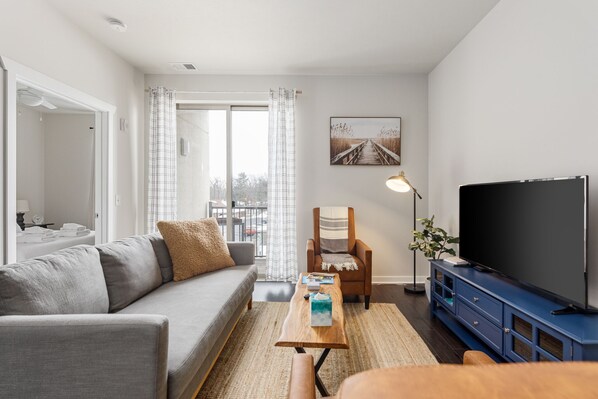 The pictures matched the condo nicely; very comfortable, nicely decorated, and hassle free.

-Kelly, February 2024