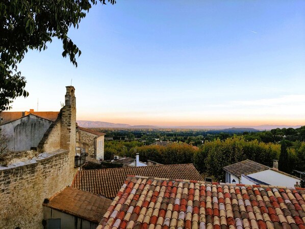 View of the Luberon terrace