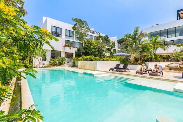 Savor this serene escape to ANAH with 3 pools and a gym onsite