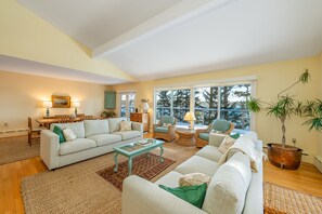 Living room from breakfast nook