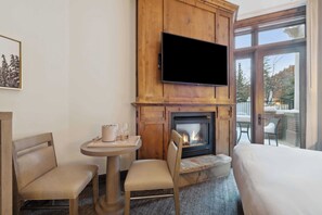 AspenMtnResidences-06C1-4719