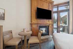 AspenMtnResidences-06C1-4719