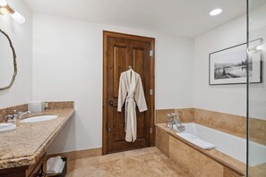 AspenMtnResidences-14C-3918