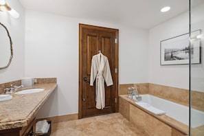AspenMtnResidences-14C-3918