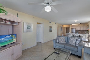 Furniture, Indoors, Living Room, Couch, Screen