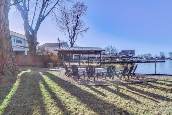 Thornville Vacation Rental | 4BR | 2BA | 2,300 Sq Ft | Step-Free Access