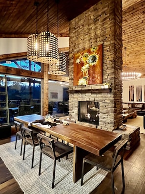 Incredible indoor space for meals and relaxing