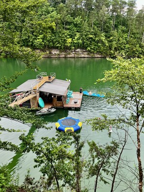 Sun days are fun days - Water trampoline, Lily Pad, Kayaks, Swim Platform