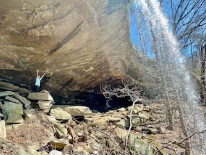 Two minutes by Kayak from our dock to an incredible waterfall