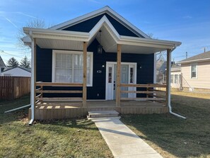 Covered front porch.