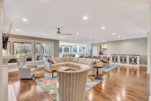 Main level living room